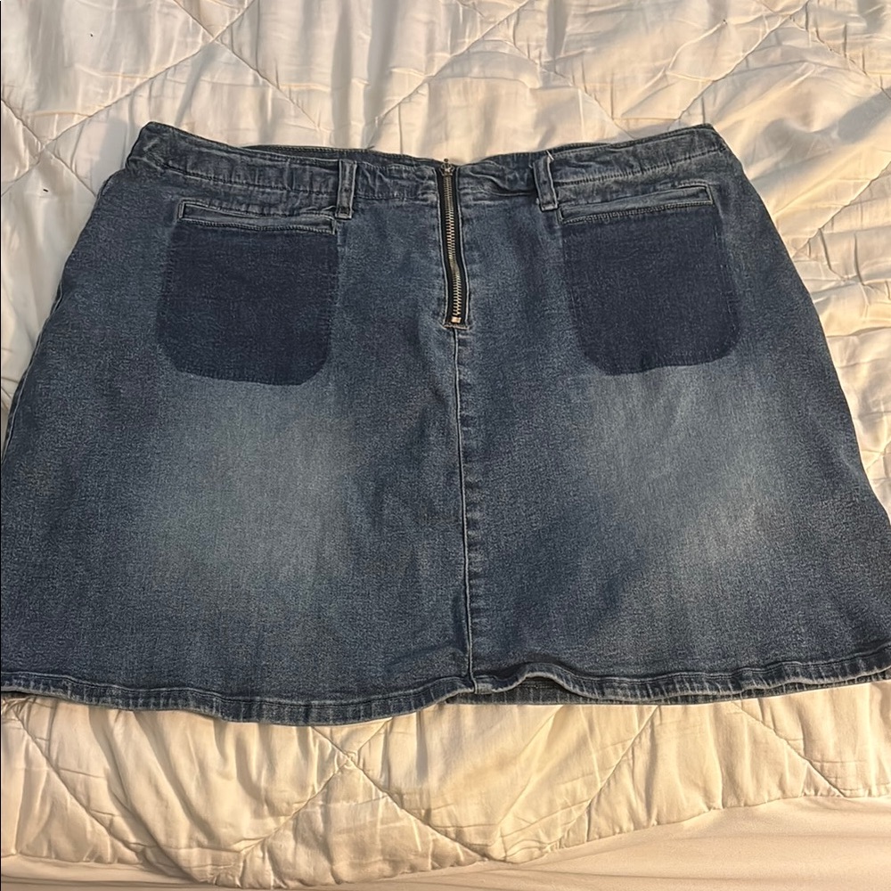 Denim Skirt with Pockets